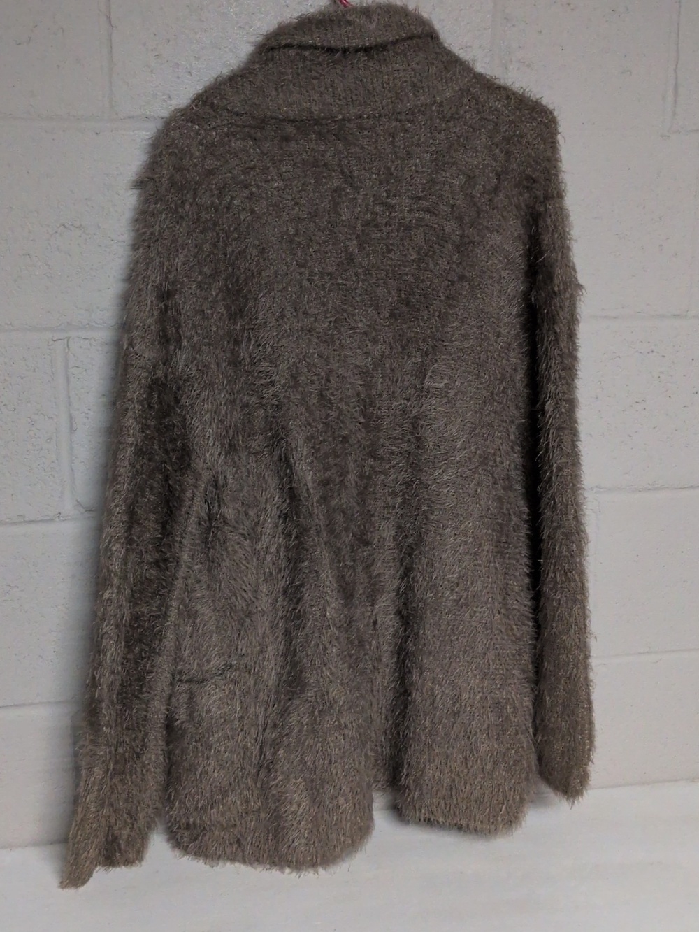 Newbury Kustom Taupe Fuzzy Eyelash Longline Collared Cardigan Sweater Size S/M - Picture 7 of 8